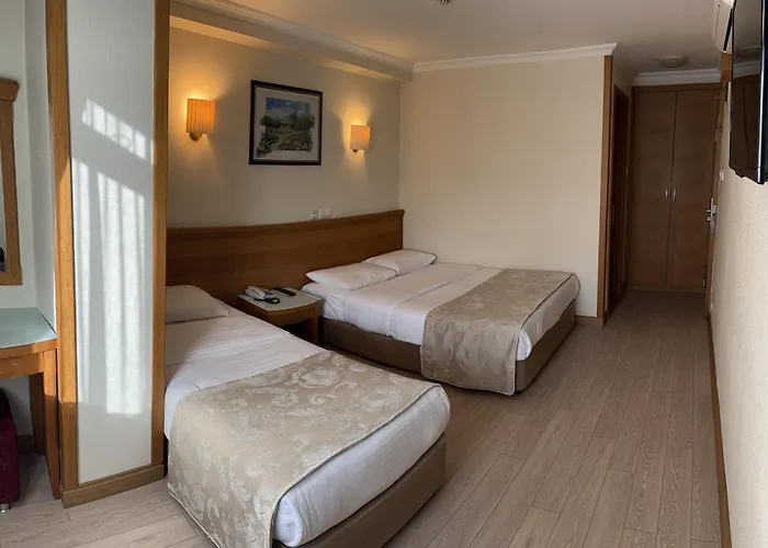 Yavuz Hotel Istanboel