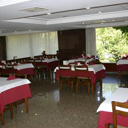 亚福兹酒店 2* 伊斯坦布尔