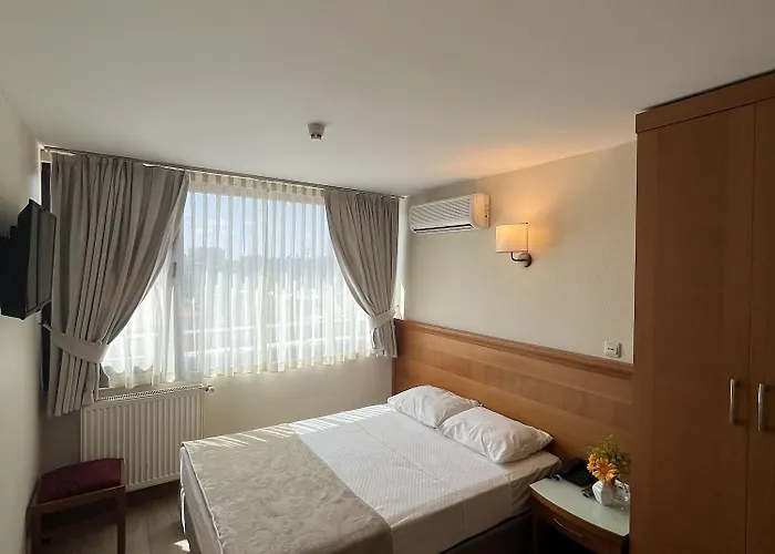 Yavuz 2* Istanbulská provincie