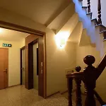 酒店 Yavuz